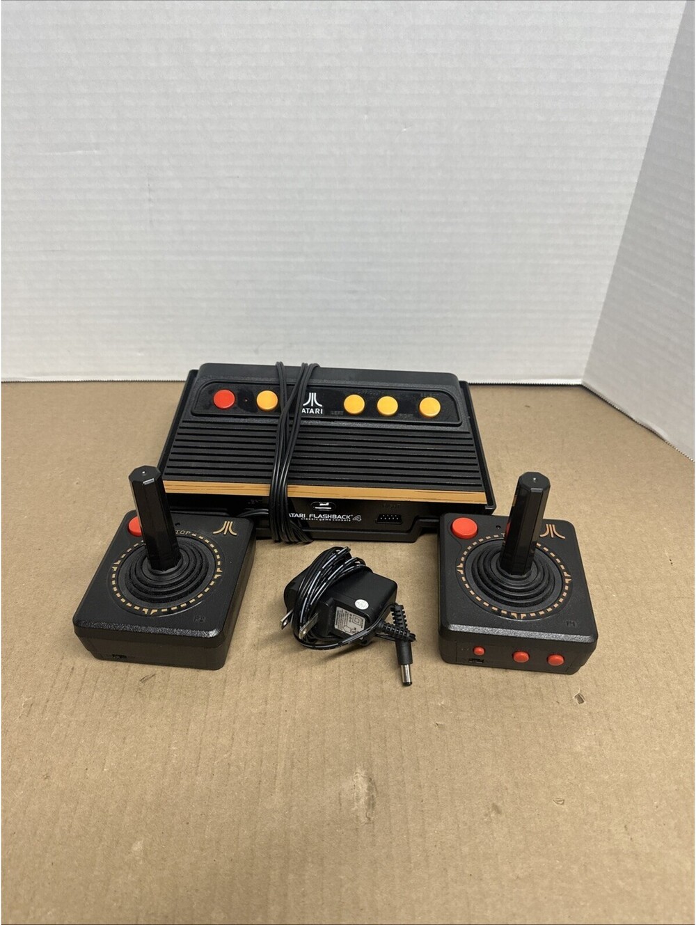 Atari Flashback 4 Classic Game Console Special Edition 76 Built-In Games Paddles